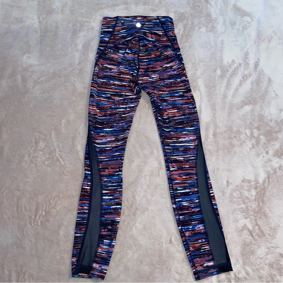 Lululemon multi color leggings size 2 - Picture 3 of 10